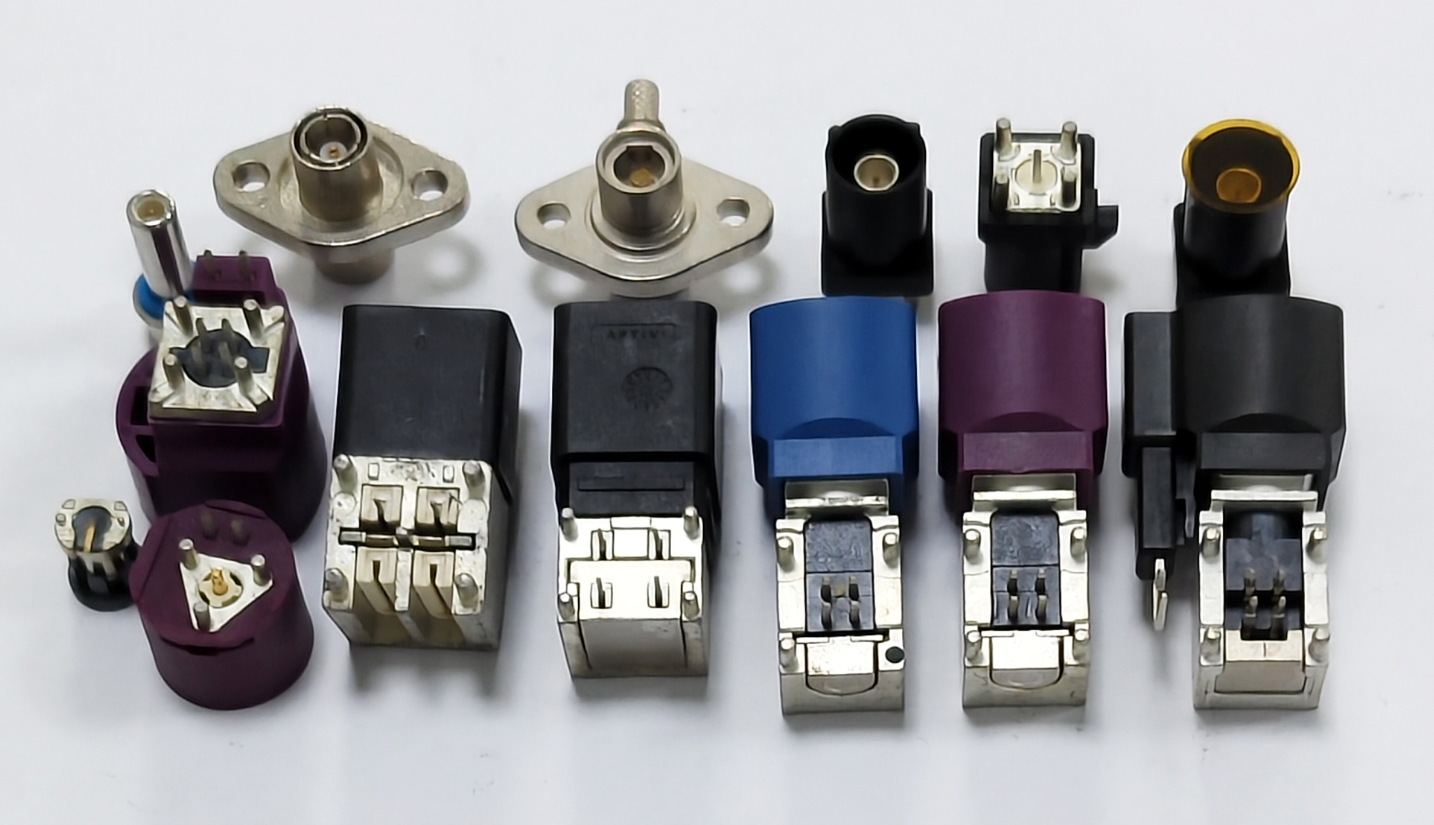 FAKRA連接器自動化組裝設(shè)備開發(fā)全流程解析